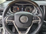 2017 Cherokee Thumbnail 33