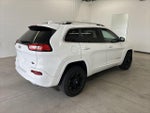 2017 Cherokee Thumbnail 11