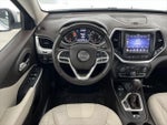 2017 Cherokee Thumbnail 28