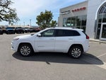 2017 Cherokee Thumbnail 2