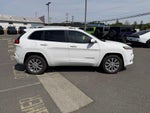 2017 Cherokee Thumbnail 6