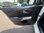 2017 Cherokee Thumbnail 10