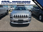 2017 Cherokee Thumbnail 2