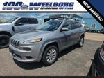 2017 Cherokee Thumbnail 3