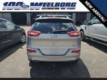 2017 Cherokee Thumbnail 6