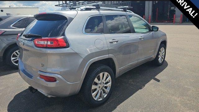 2017 Jeep Cherokee Overland