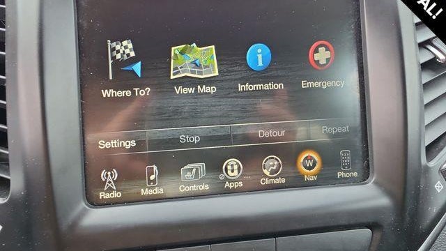 2017 Jeep Cherokee Overland