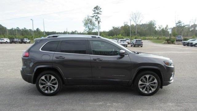 2019 Jeep Cherokee Overland
