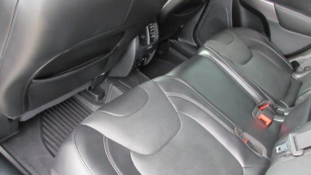 2019 Jeep Cherokee Overland