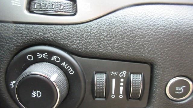 2019 Jeep Cherokee Overland
