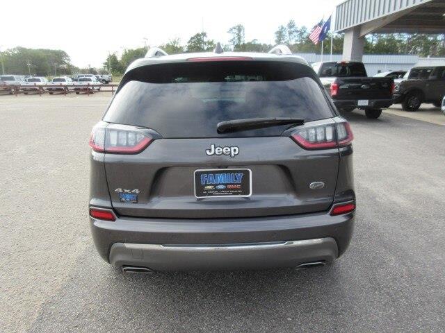 2019 Jeep Cherokee - $23,990