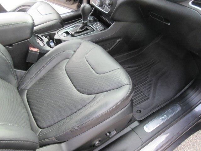 2019 Jeep Cherokee - $23,990