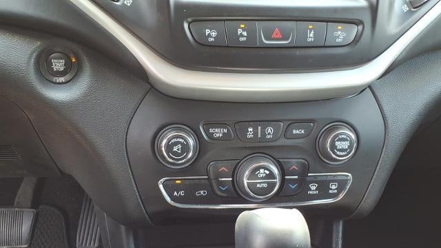 2018 Jeep Cherokee Overland