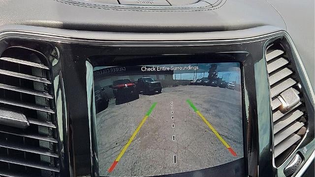 2019 Jeep Cherokee Overland