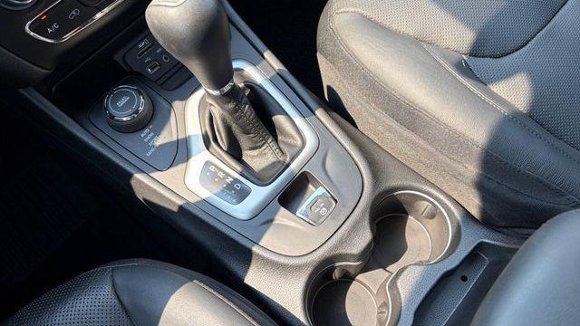 2018 Jeep Cherokee Overland