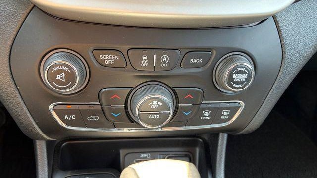 2018 Jeep Cherokee Overland