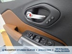 2019 Cherokee Thumbnail 28