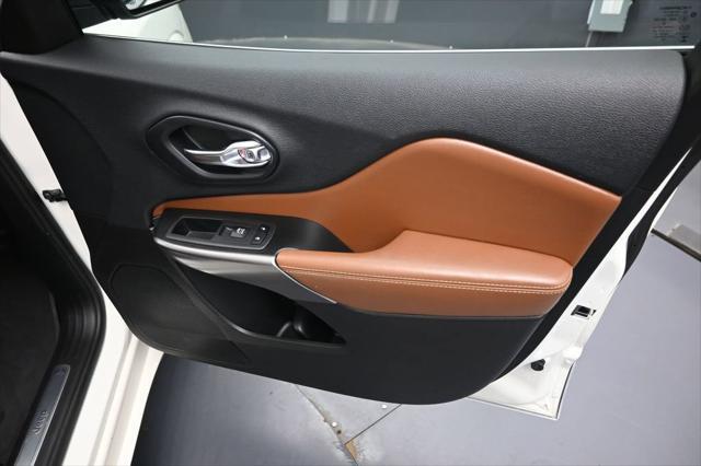 2019 Jeep Cherokee - $16,988