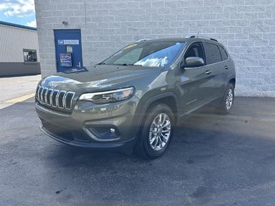 Photo of a 2019 Jeep Cherokee 4X4 Altitude 4DR SUV for sale