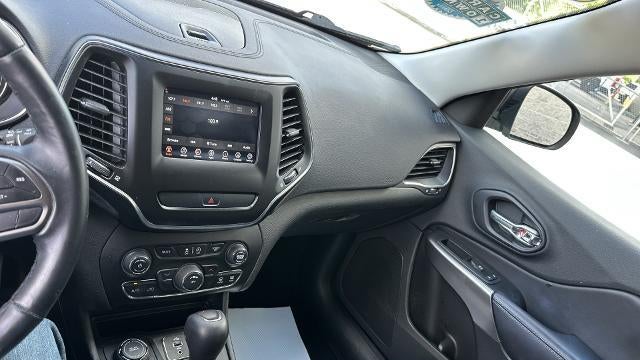 2019 Jeep Cherokee Altitude