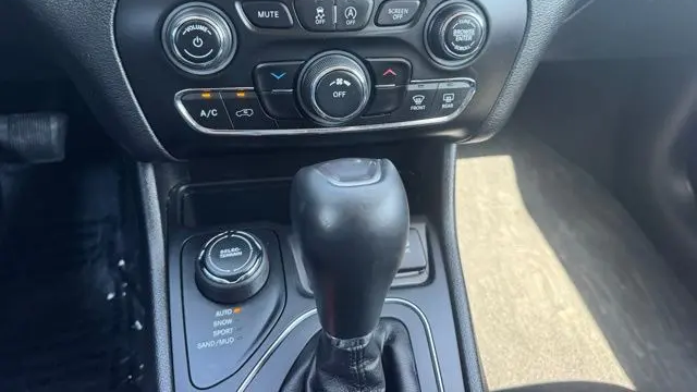2021 Jeep Cherokee Latitude Plus