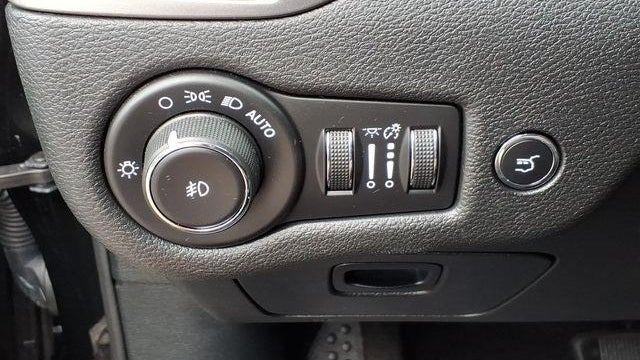 2019 Jeep Cherokee Altitude