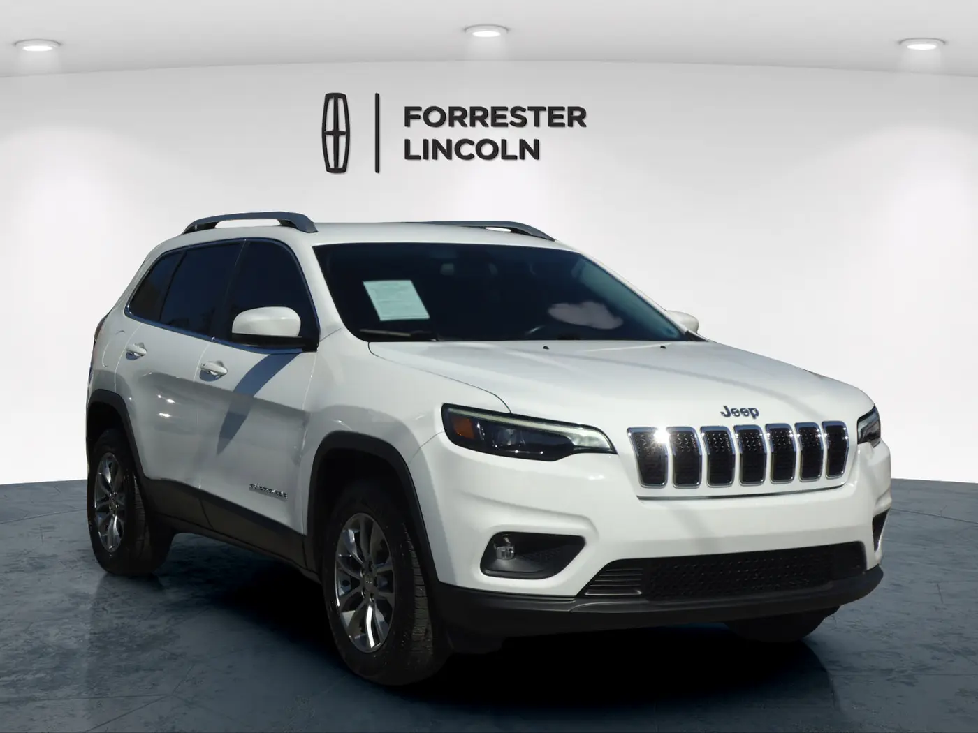 2020 Jeep Cherokee - $18,500