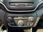 2021 Cherokee Thumbnail 17