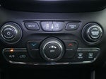 2021 Cherokee Thumbnail 32