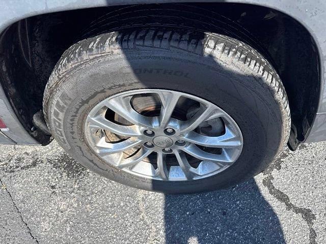 2019 Jeep Cherokee - $15,350