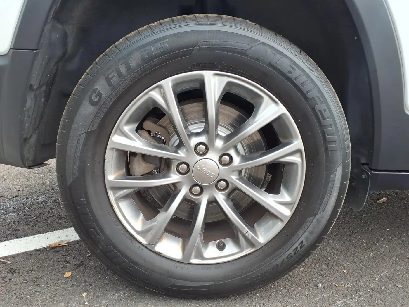 2019 Jeep Cherokee - $13,997