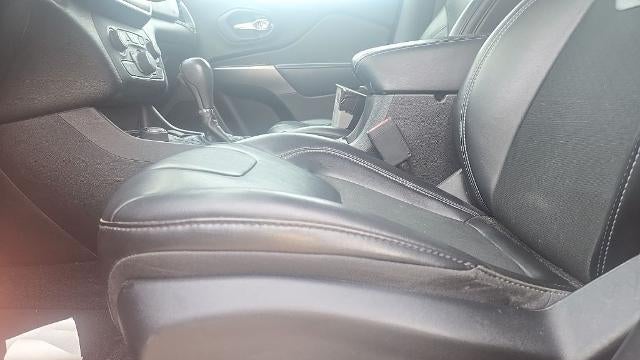 2019 Jeep Cherokee Altitude