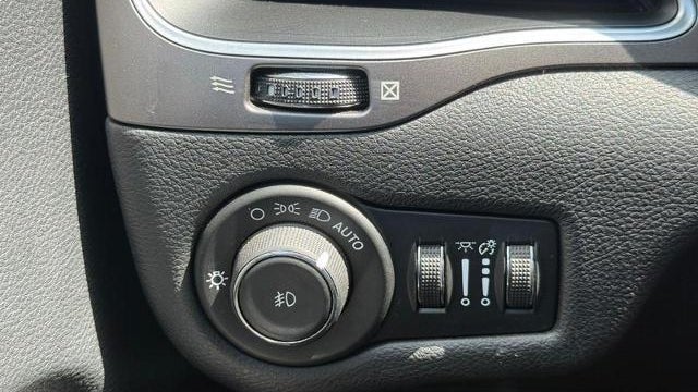 2019 Jeep Cherokee Altitude