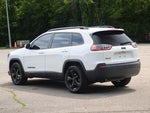 2020 Cherokee Thumbnail 23