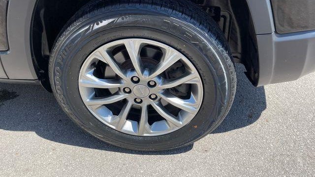 2021 Jeep Cherokee Latitude Plus