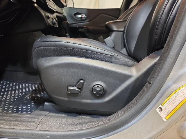 2019 Jeep Cherokee - $14,999