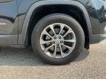 2019 Cherokee Thumbnail 12