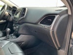 2019 Cherokee Thumbnail 22