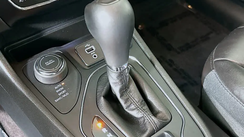 2019 Jeep Cherokee Altitude