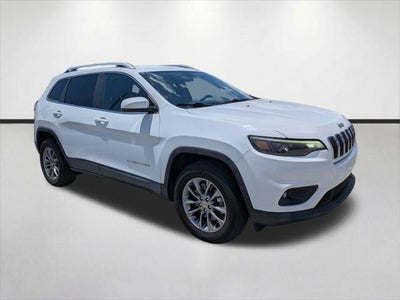 Photo of a 2019 Jeep Cherokee 4X4 Latitude Plus 4DR SUV for sale