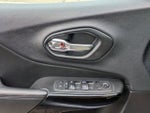 2019 Cherokee Thumbnail 12