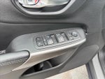 2019 Cherokee Thumbnail 16