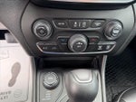 2019 Cherokee Thumbnail 23