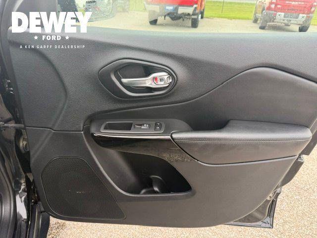 2021 Jeep Cherokee - $12,917