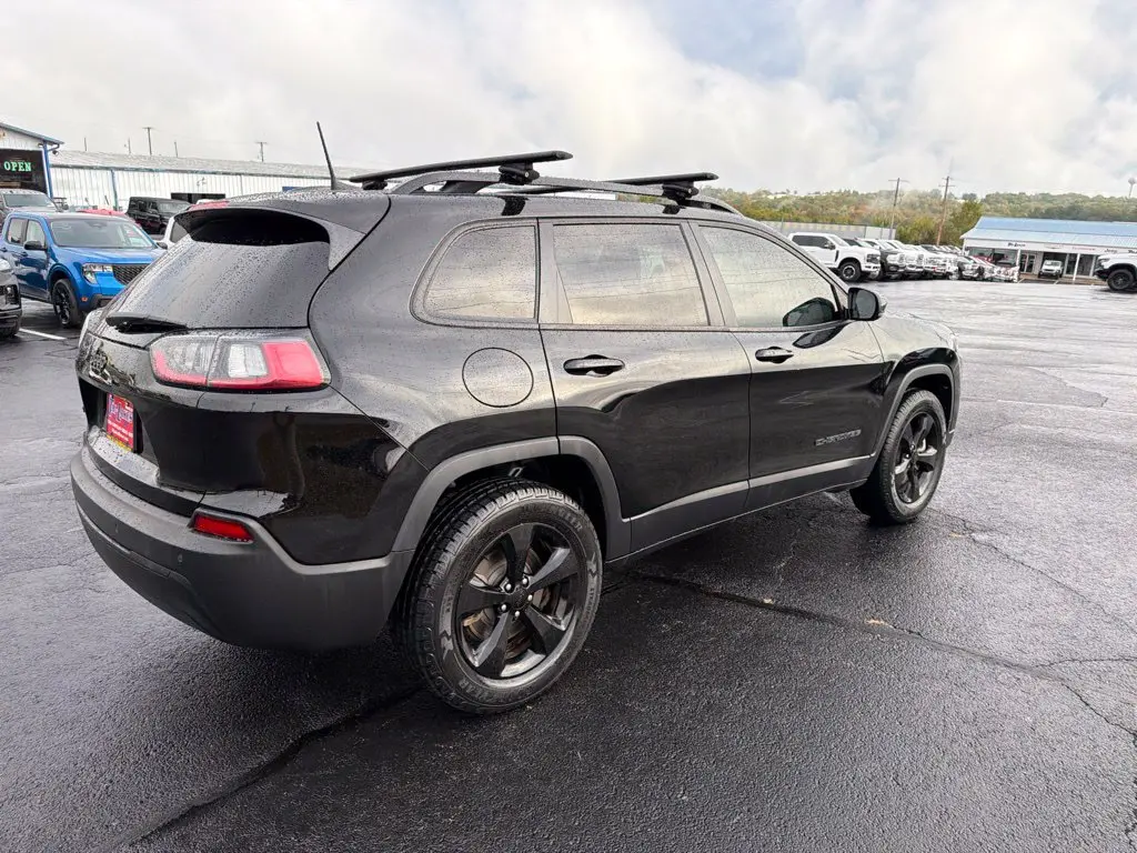 2021 Jeep Cherokee - $18,402