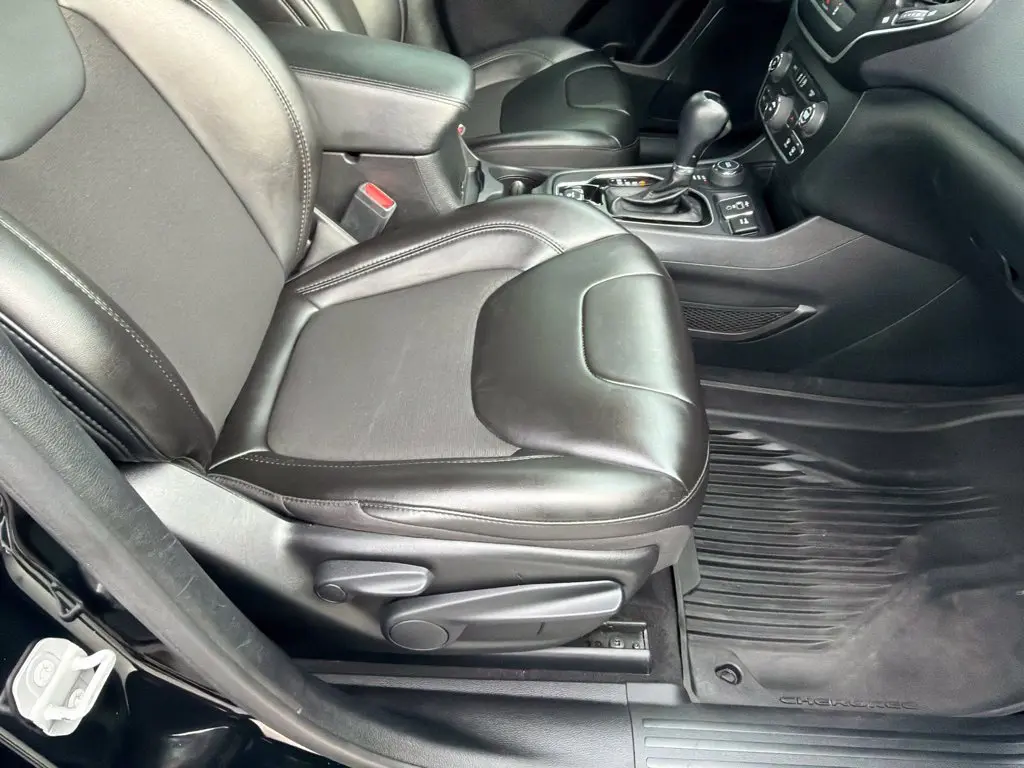 2021 Jeep Cherokee - $18,402