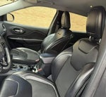 2019 Cherokee Thumbnail 24