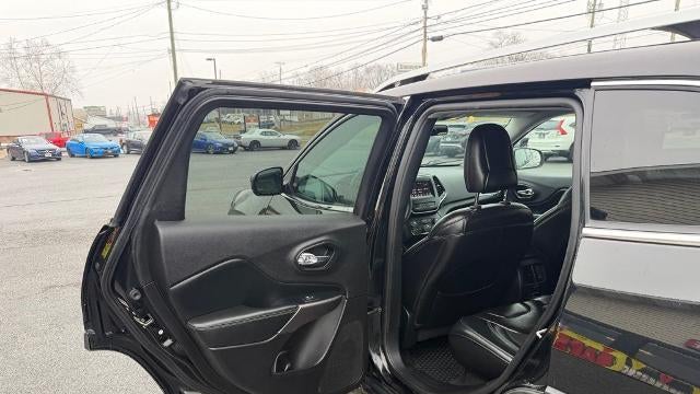 2019 Jeep Cherokee Altitude