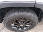 2019 Cherokee Thumbnail 28