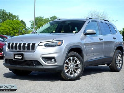 Photo of a 2019 Jeep Cherokee 4X4 Latitude Plus 4DR SUV for sale
